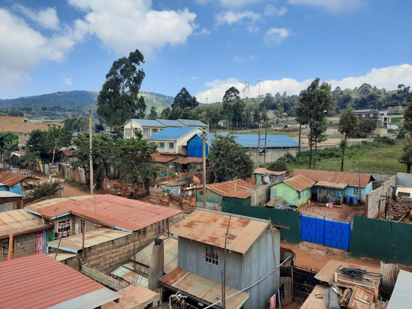 Berge von Ngong mit Schule